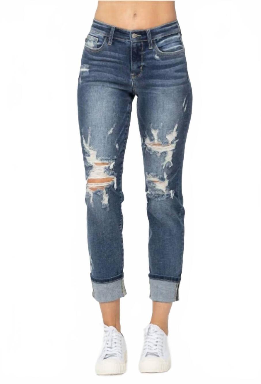 NEW JUDY BLUE mid rise boyfriend jeans in medium wash